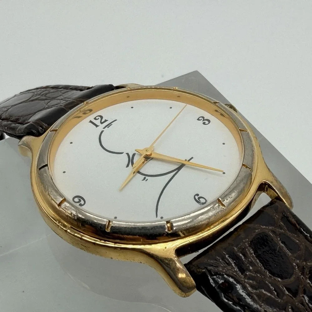 Alfred Hitchcock‎ Logo Image Watches Inc California Japan Movt Gold Tone Watch